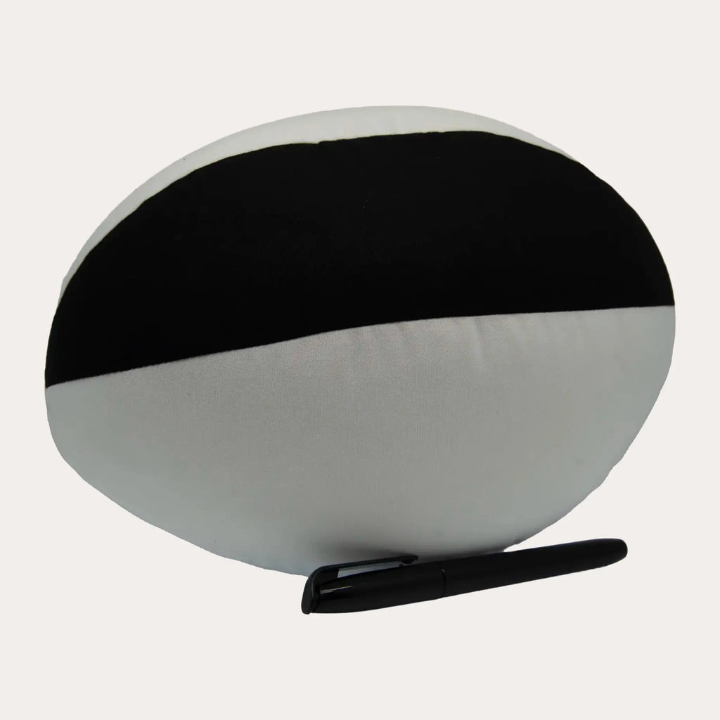 Signature Football / Rugby Ball