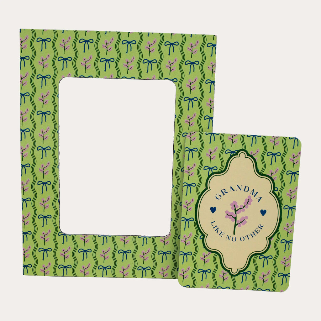 Magnetic Photo Frame for Gran