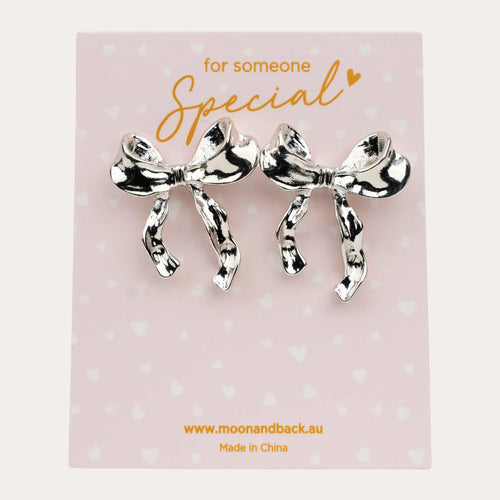 Bowtiful Earring